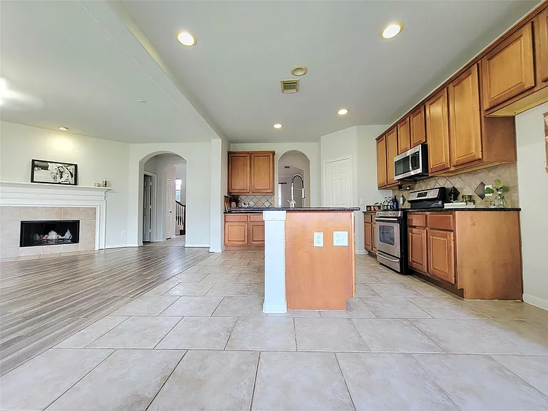 4727 Tremont Glen Ln — Photo 5