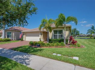 16139 Coquina Bay Ln, Wimauma, FL 33598