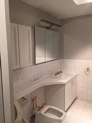 Rented by Urban Real Estate Property Group Inc | media 31