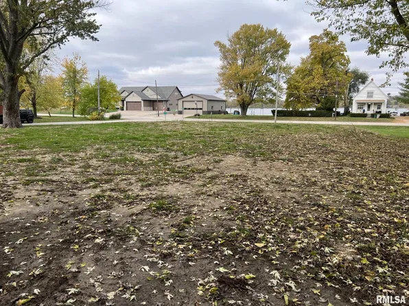 115 8th St, Hampton, IL 61256