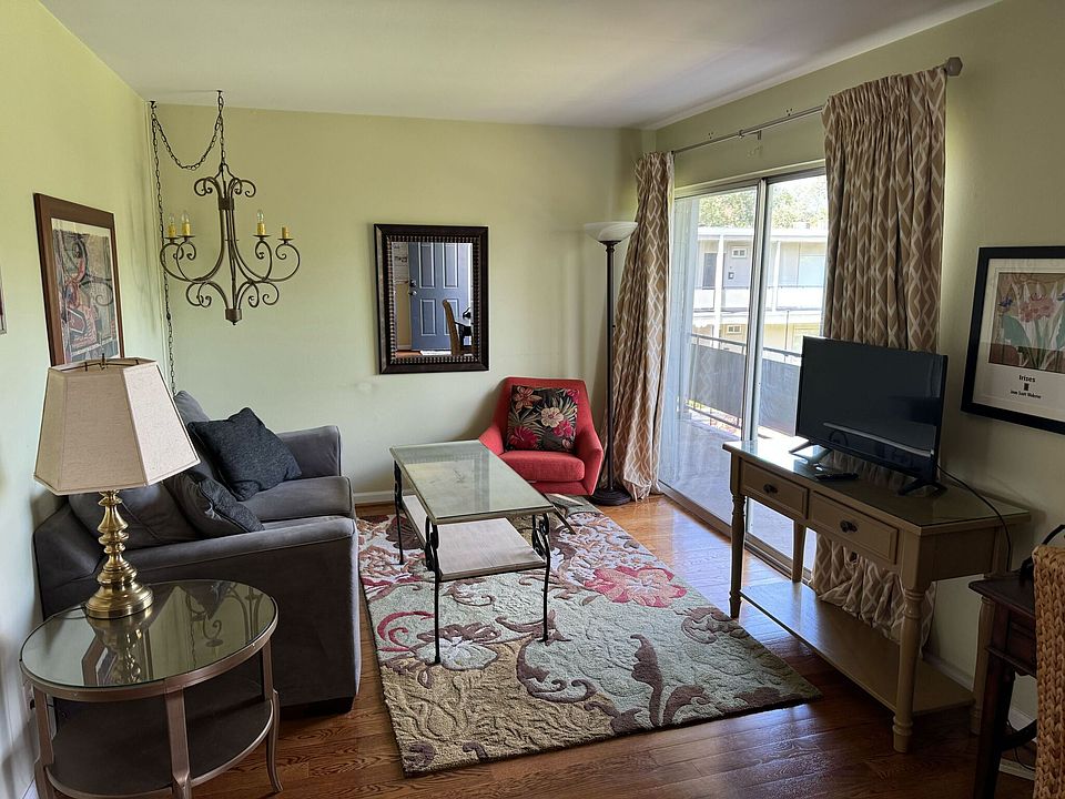 1st image of 627 Garden Ave APT C-2