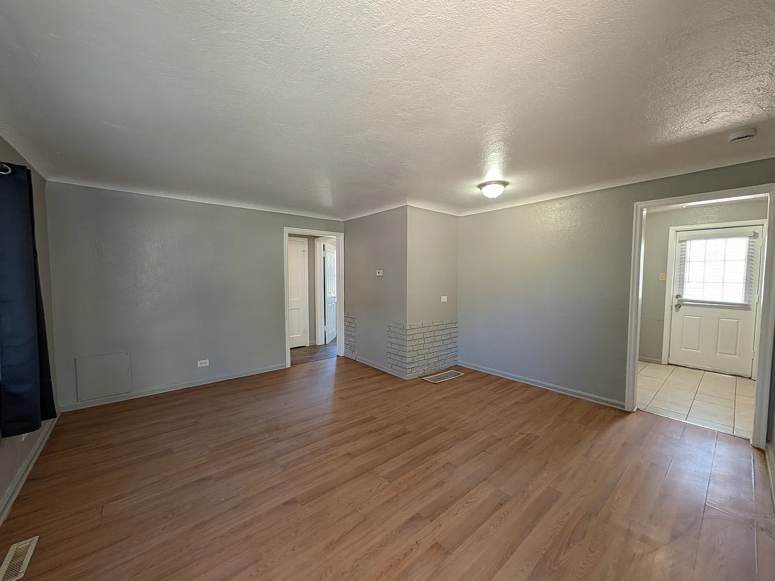 1 bed, 550 sqft, $1,275 — Photo 2