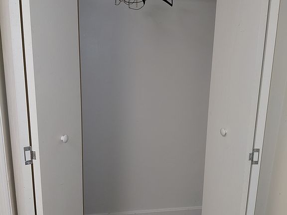 5th image of 1023 1st St #1