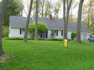 16811 Edinburg Ln, South Bend, IN