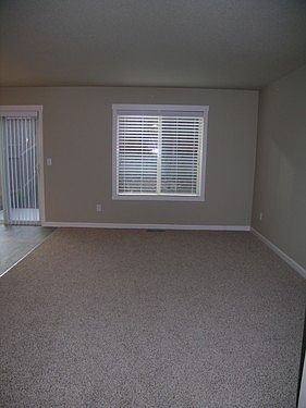 3rd image of 9511 NE 73rd St