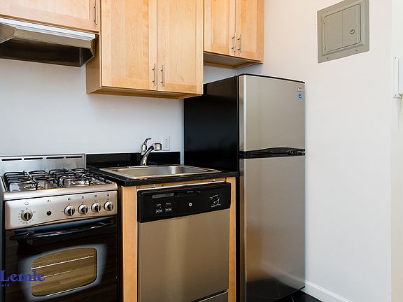 3rd image of 505 E 88th St #2FE