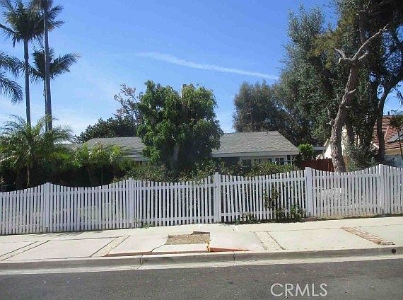 1st image of 13571 Laurinda Way