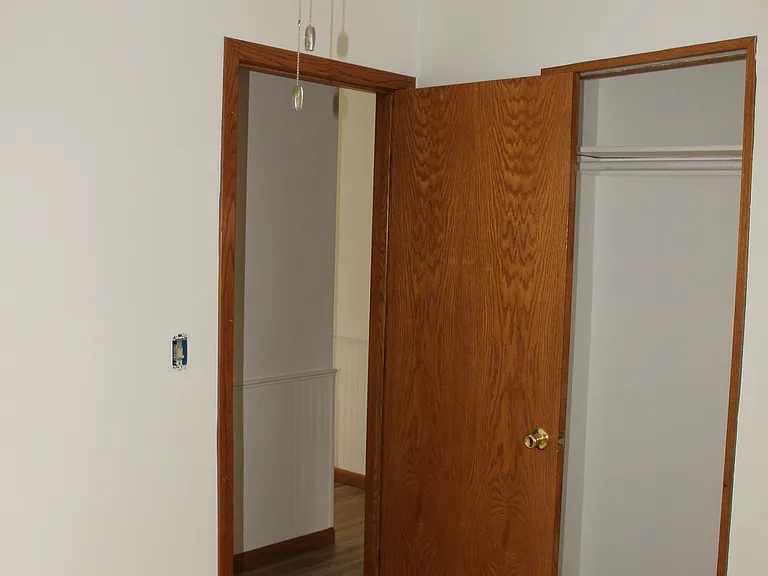 2430 Superior St — Photo 9