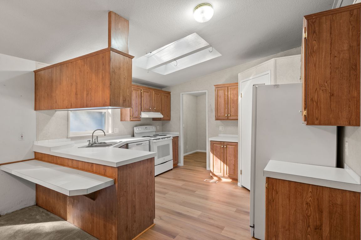 next background image