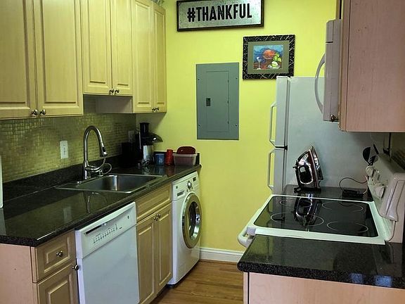 3rd image of 1001 Chillum Rd APT 312