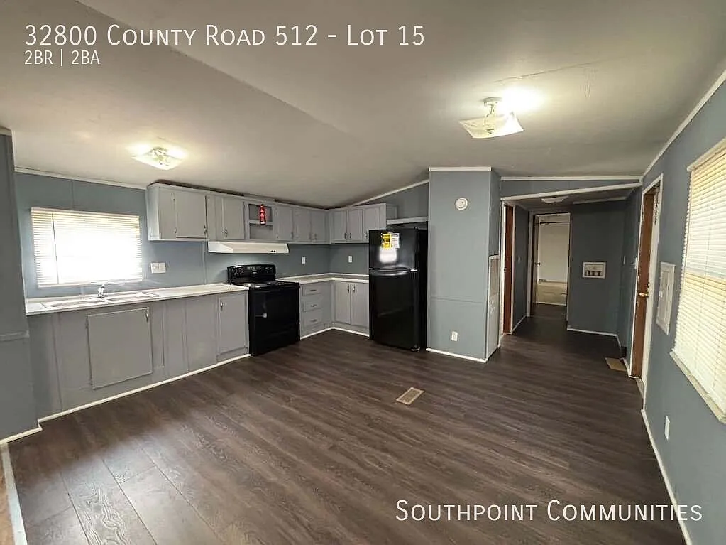 2 bed, 960 sqft, $825 — Photo 1