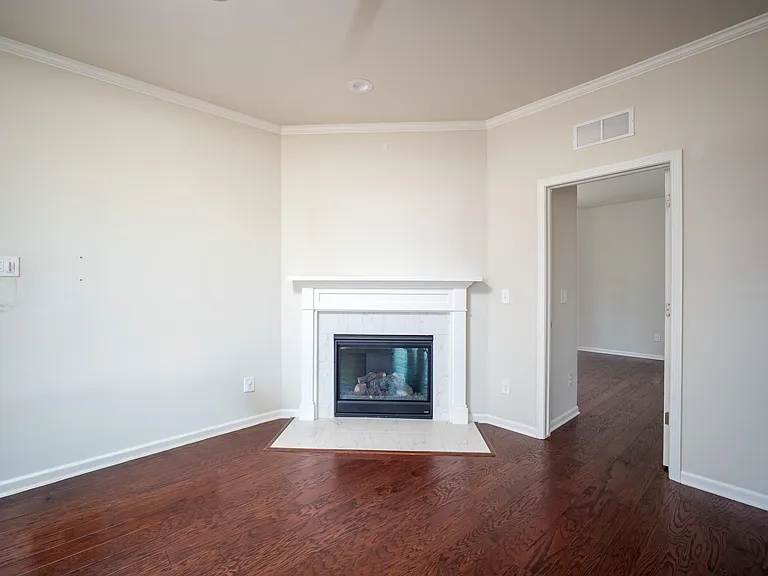 2825 Dillon Dr — Photo 11