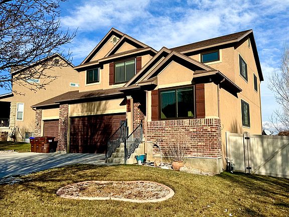 3rd image of 7692 N Decrescendo Dr