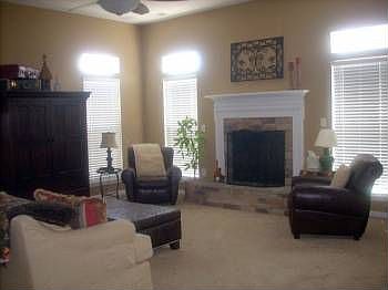 2nd image of 1015 Glen Laurel Dr