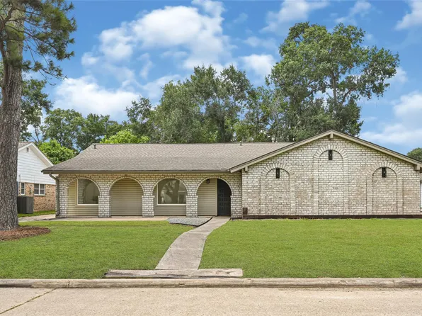 11306 Valley Spring Dr, Houston, TX 77043