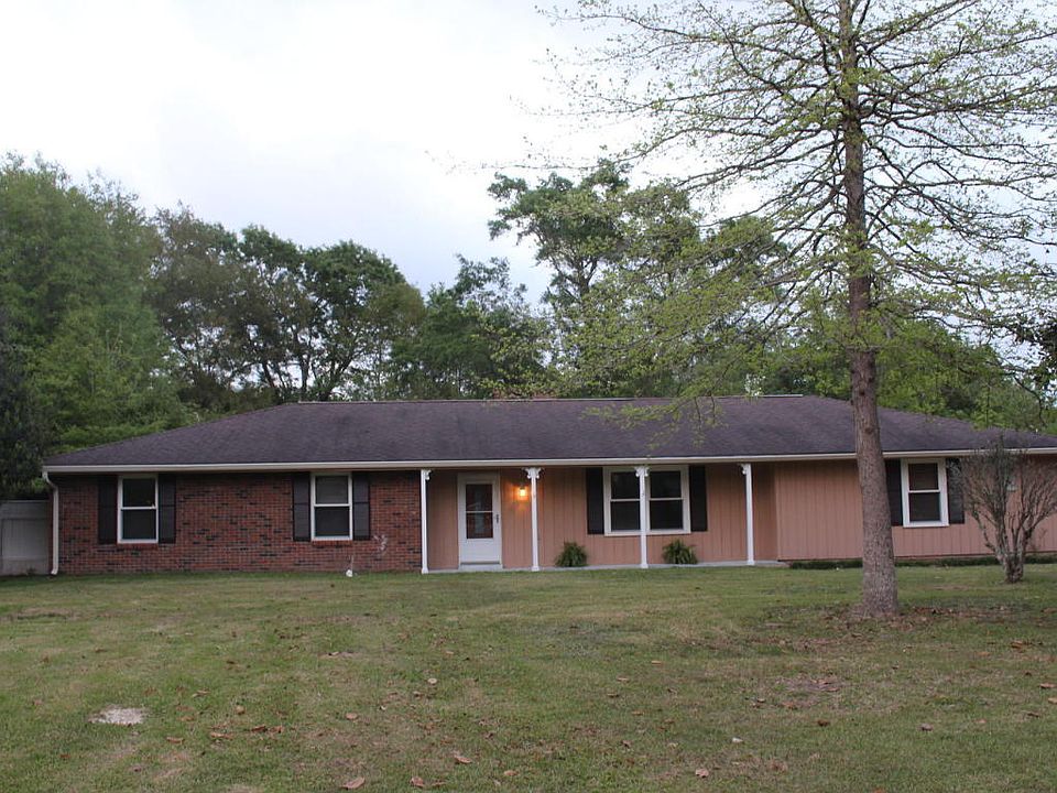 1st image of 12144 Kencrest Dr