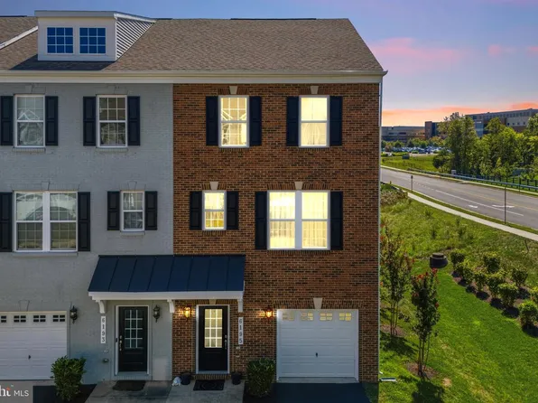 6195 Camerons Ferry Dr, Haymarket, VA 20169