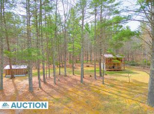 7924 Johns Creek Rd, New Castle, VA 24127