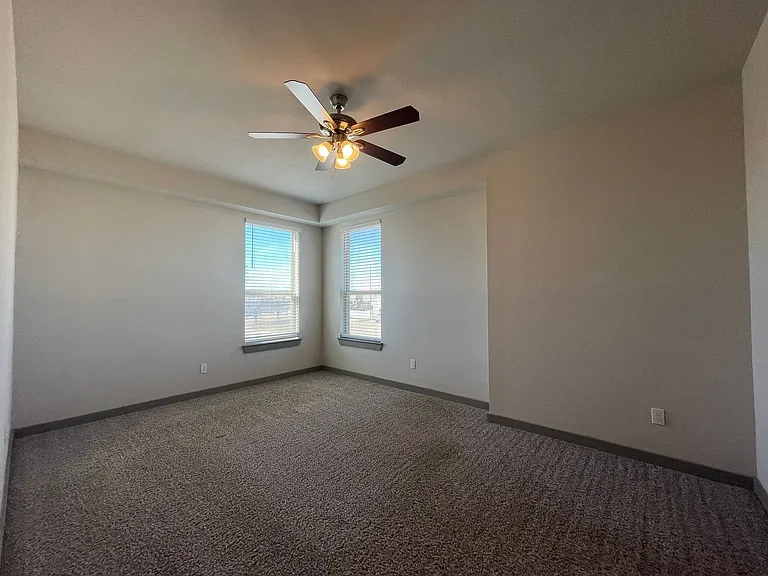 10604 Tube Dr — Photo 14