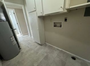 2005 Scarbrough Rd #95, Springfield, IL 62702