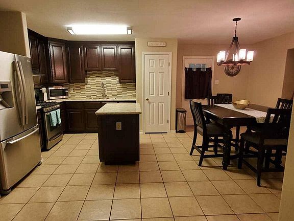 2nd image of 11133 Carrizo Dr