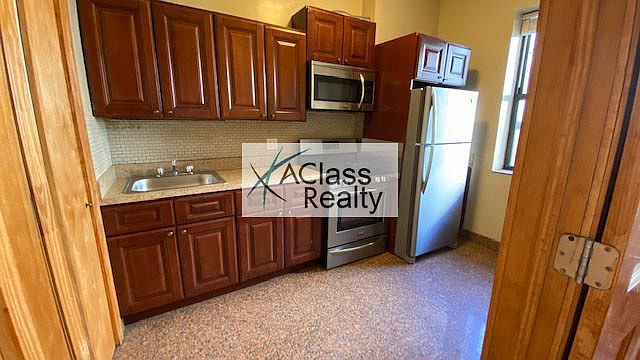 1st image of 33-17 Broadway #2RR