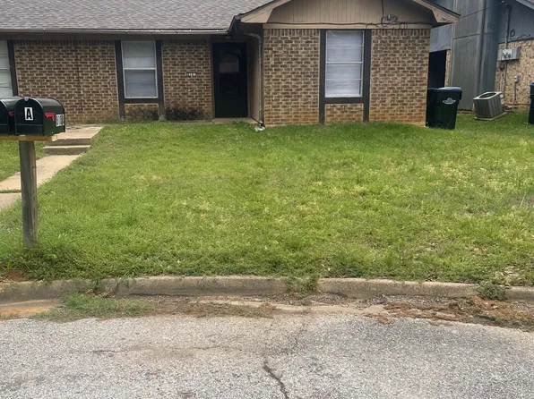 810 Faircreek Ln #A, Longview, TX 75604