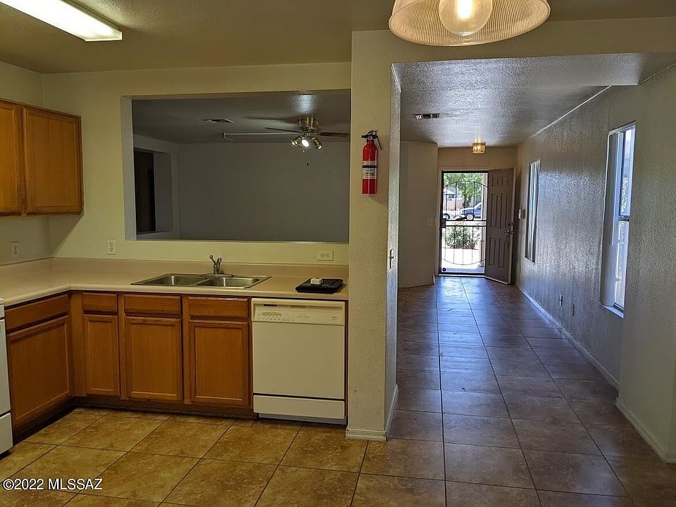 1st image of 1416 W Eudora Pl