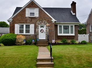 7340 Hasbrook Ave, Philadelphia, PA 19111