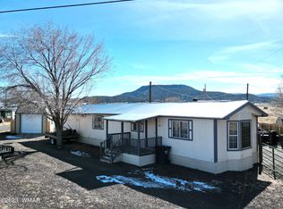1172 E Maricopa Dr, Springerville, AZ 85938