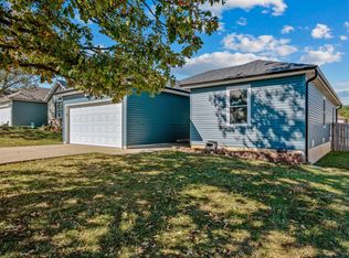 439 W White Ash Rd, Nixa, MO 65714