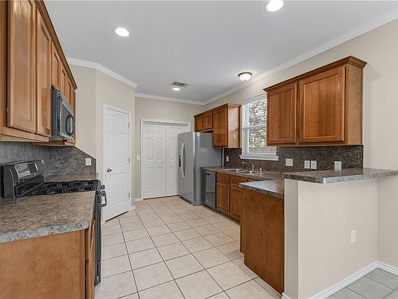 3rd image of 2100 Miana Ct