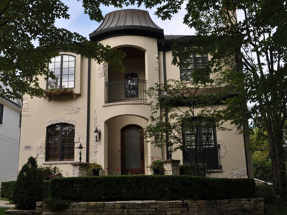 1st image of 109 Maumell St