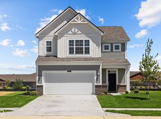1810 James Pierce Dr, Shelbyville, IN 46176