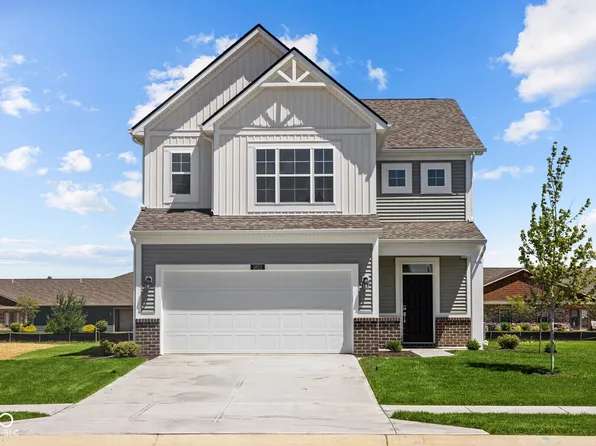 1810 James Pierce Dr, Shelbyville, IN 46176