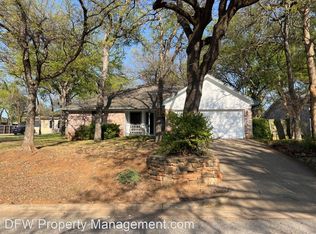 405 Norman Dr, Euless, TX 76040