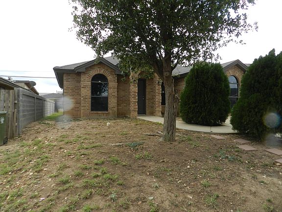 2nd image of 5743 Saint Charles Loop