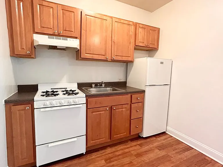 1742 Humboldt LLC — Photo 32