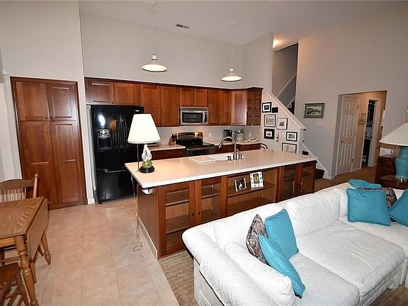 4th image of 804 Cutler Ln