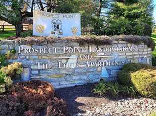 2927 Prospect Point Dr, Villa Hills, KY 41017