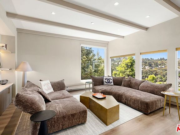 4th image of 3233 Tareco Dr