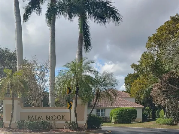 7949 NW 20th St, Pembroke Pines, FL 33024