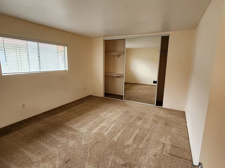 9568 Carroll Canyon Rd #250 — Photo 10