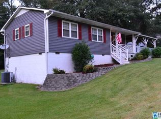 562 Westland Ln, Morris, AL 35116