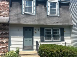 115 Stuart Ave APT 20, Dracut, MA 01826