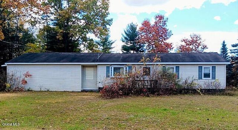 2nd image of 13 Eisenhower Avenue