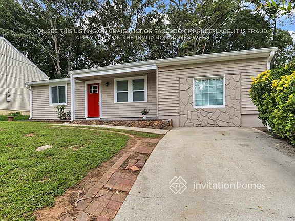 3rd image of 1310 Muirfield Dr