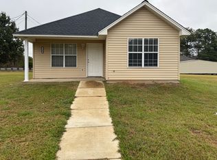 1180 Lone Oak Dr, West Pt, MS 39773