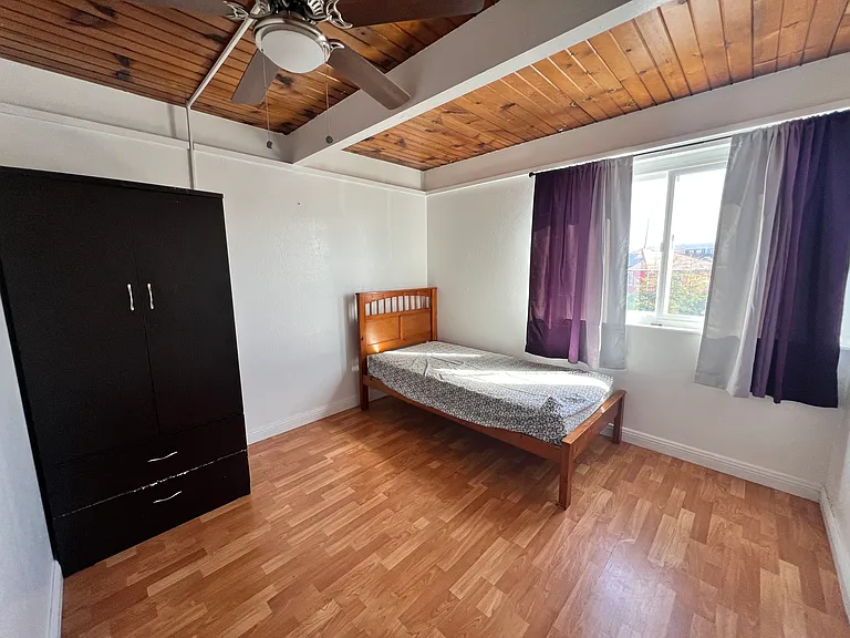 575 Villa St #15 — Photo 8