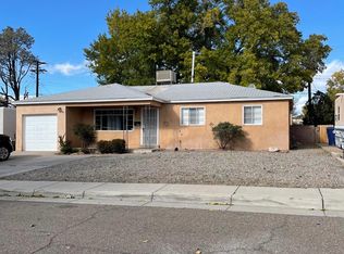 9609 Morrow Ave NE, Albuquerque, NM 87112